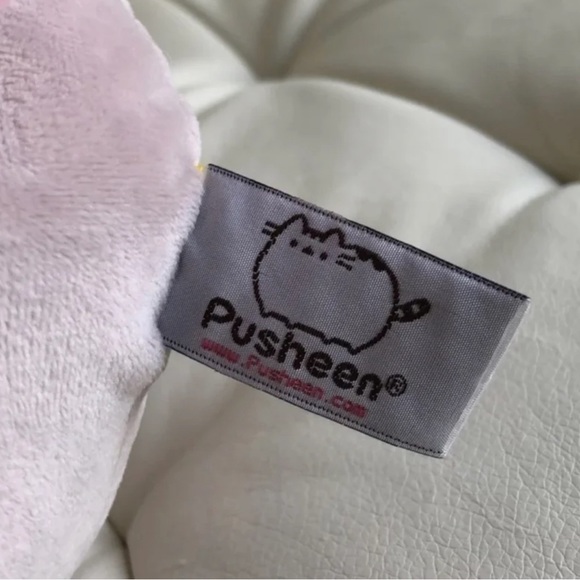 GUND Pusheen Pusheenicorn Premium Plush Unicorn Cat Stuffed Animal Rainbow - Picture 6 of 8